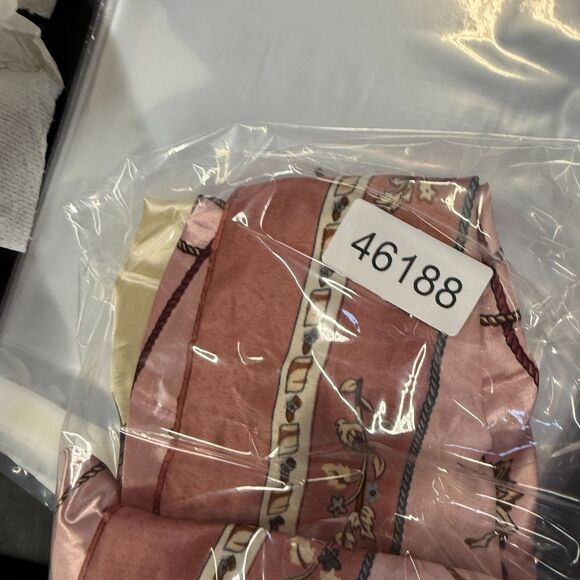 Chuntian Scarf Women Pink Geometric 90*90 cm Square Scarf Multifunctional - Picture 3 of 3